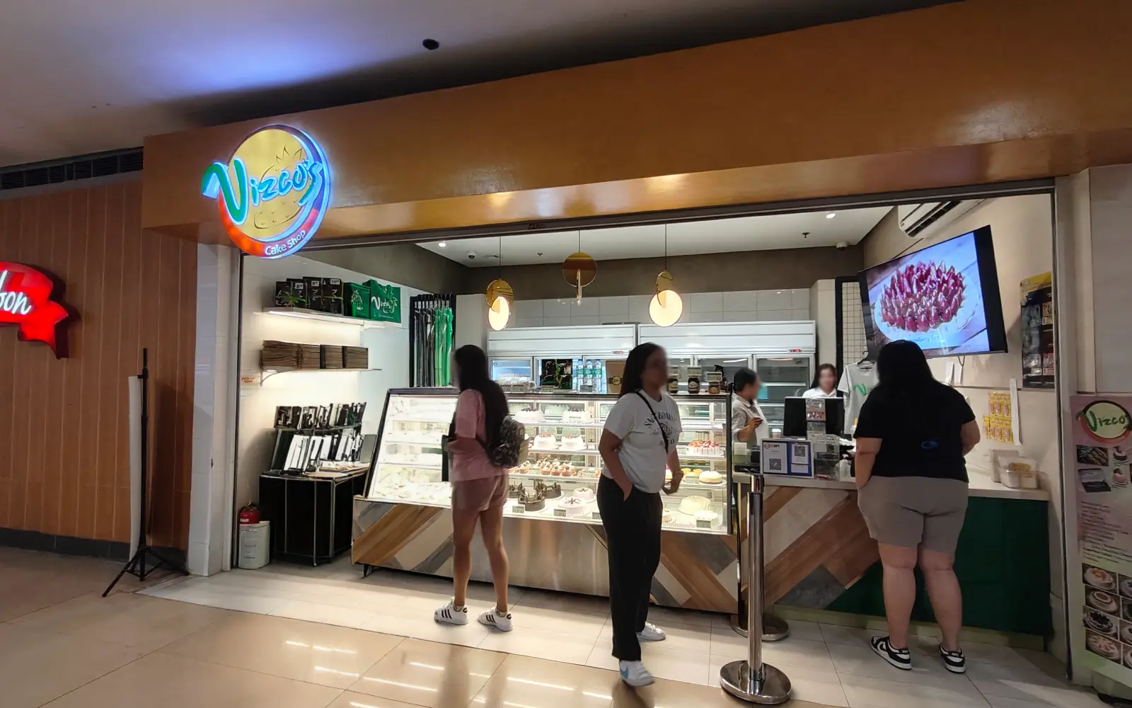 VIZCO'S BAKESHOP in SM Megamall